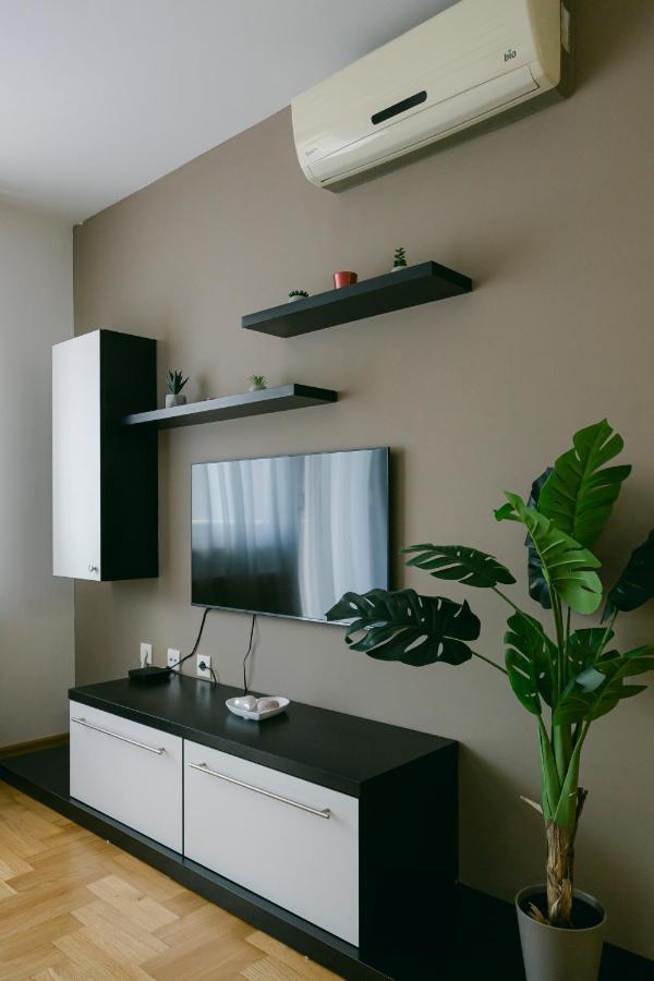 Ladenta Apartman*** Zagreb Eksteriør billede