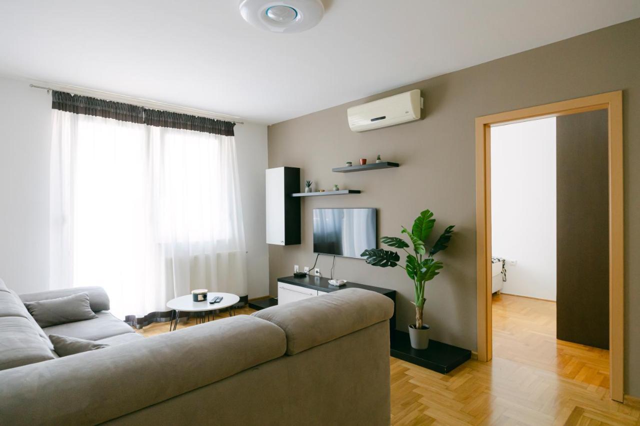 Ladenta Apartman*** Zagreb Eksteriør billede