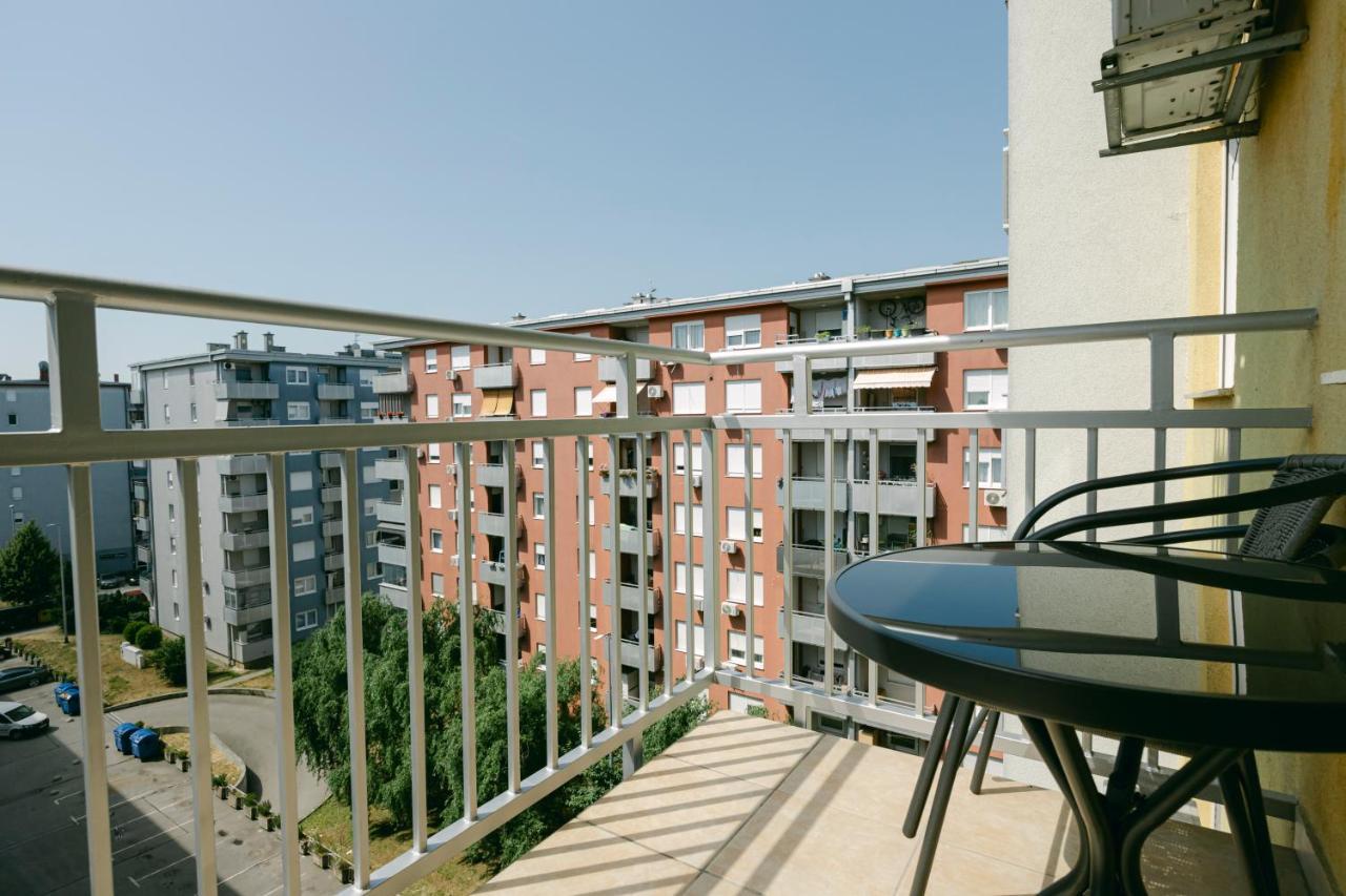Ladenta Apartman*** Zagreb Eksteriør billede